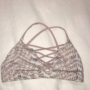 Victoria Secret Sport bra criss cross front/back